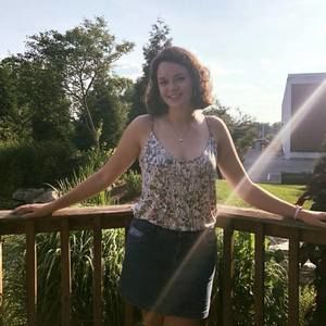 Meet your Posher, Hannah